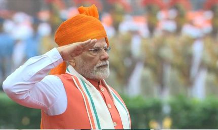 मुख्यमंत्री योगी आदित्यनाथ के शब्दों में: नरेंद्र मोदी — एक सच्चे साधक और कर्मयोगी