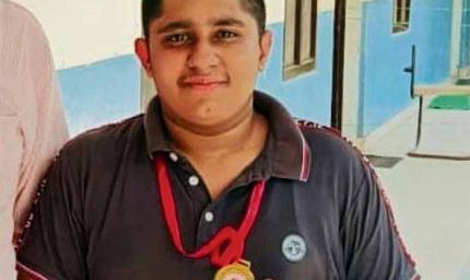 10वीं कक्षा के छात्र लगन डुडेजा ने जिला स्तरीय शूटिंग में जीता गोल्ड