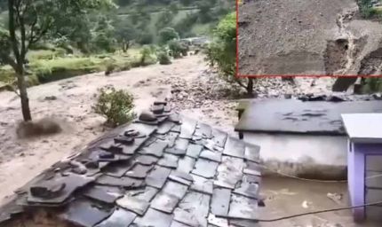 उत्तराखंड में फिर बादल फटा, 3 गांव तबाह, 10 लोग लापता