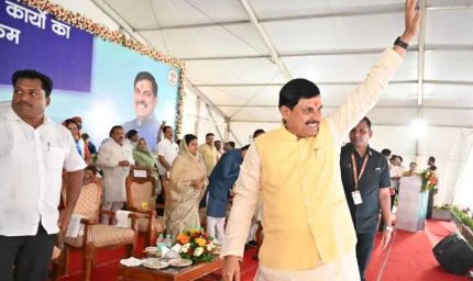 जबलपुर में CM मोहन यादव का संदेश: "आदिवासी हिंदू हैं", स्वच्छता अभियान में किया श्रमदान
