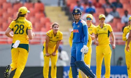 भारत के खिलाफ मैच में ऑस्ट्रेलियाई महिला टीम को धीमी ओवर की वजह से जुर्माना