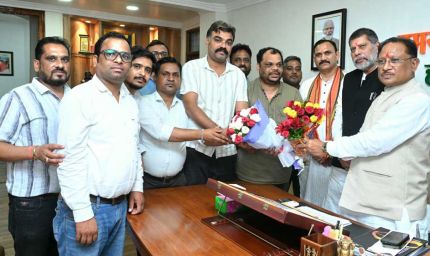 रायपुर : एनएचएम कर्मचारियों द्वारा हड़ताल समाप्त करने का निर्णय स्वागतयोग्य : मुख्यमंत्री  विष्णुदेव साय