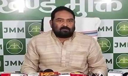 बाबूलाल मरांडी युवाओं से बार-बार झूठ बोल रहे: विनोद पांडेय