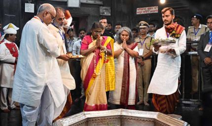 राष्ट्रपति द्रौपदी मुर्मू ने गयाजी में किया पितृपक्ष पिंडदान, पुरखों की आत्मा को दी शांति