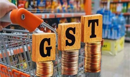 GST बदलाव से पहले रिटेलर्स की तैयारी, सस्ते सामान का स्टॉक तेजी से भर रहे दुकानदार