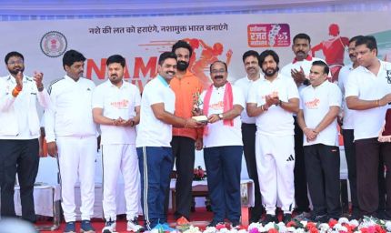 उप मुख्यमंत्री अरुण साव ने झंडी दिखाकर ‘नमो युवा रन’ का किया शुभारंभ, ऐतिहासिक दौड़ में 10 हजार से अधिक युवाओं का दिखा जोश और जज्बा