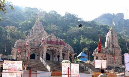 मां बम्लेश्वरी धाम: श्रद्धालुओं की भीड़ संभालने को प्रशासन तैयार