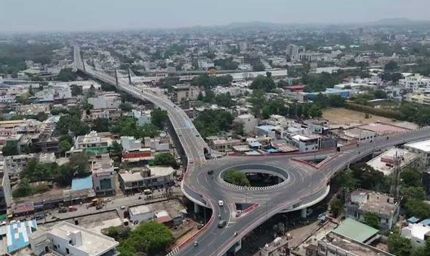 प्रदेश के सबसे लंबे ब्रिज पर अब सख्ती, हाईकोर्ट के आदेश पर लगेगा पहरा; अधिवक्ता अलका सिंह की याचिका पर सुनवाई