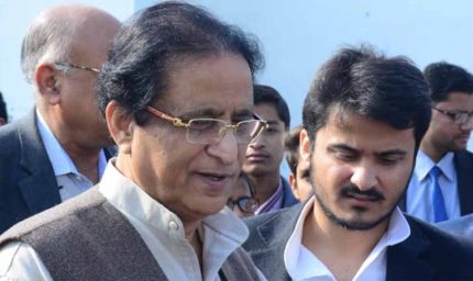 आजम खान को मिली राहत: जेल से बाहर निकलते ही बेटों संग रामपुर रवाना