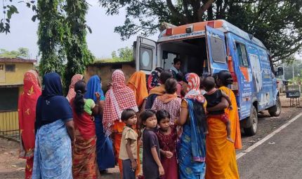 रायपुर : स्वस्थ नारी, सशक्त परिवार अभियान अंतर्गत सुदूर अंचलों तक पहुँची विशेषज्ञ स्वास्थ्य सेवाएँ