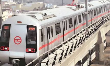 दिल्ली मेट्रो में नया बदलाव: 30 ट्रेनों में मिलेगी सुपर सुविधा, सफर होगा और भी आरामदायक!