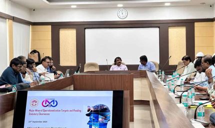 प्रदेश में नीलाम किये गये मुख्य खनिज ब्लॉक में खनन संक्रियाएँ प्रारंभ किये जाने की समीक्षा