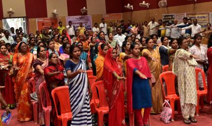 रायपुर : स्वस्थ नारी, सशक्त परिवार अभियान : पेण्ड्रा में महिला स्वास्थ्य सम्मेलन में 203 महिलाओं व बच्चों की हुई जांच