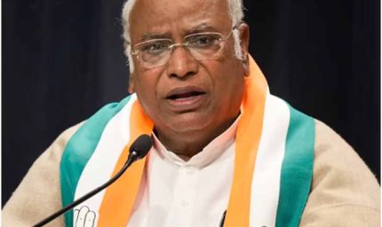 खड़गे का हमला: मोदी ने GST नाम पर देश को लूटा, बिहार में डबल इंजन सरकार नाकाम