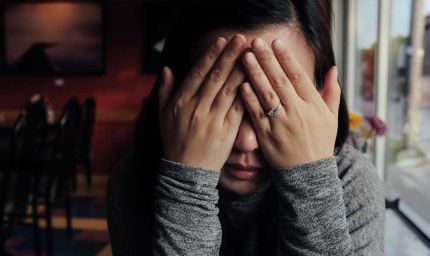 संबंध बनाने से इंकार, पत्नी ने पति को बताया नपुंसक और मांगे 2 करोड़ रुपये