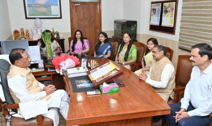 जनता की समस्याएँ हल करने में अधिकारियों की अहम भूमिका : साय