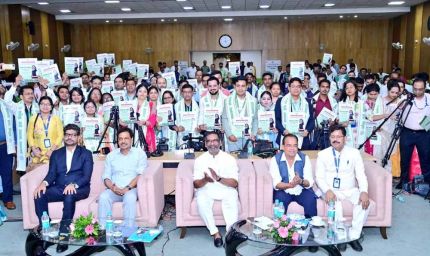 160 नए चिकित्सकों और मेडिकल शिक्षकों को CM हेमंत ने सौंपे नियुक्ति पत्र