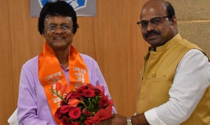 भोपाल क्रिएटिव क्लब का माखनलाल चतुर्वेदी राष्ट्रीय पत्रकारिता एवं संचार विश्वविद्यालय का सौजन्य भ्रमण