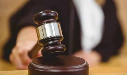 बच्चे की पढ़ाई पर रोक क्यों? 10 साल के छात्र को 9वीं में एडमिशन न देने पर हाईकोर्ट नाराज़