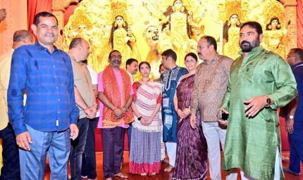 सीएम हेमंत ने पूजा पंडाल का किया उद्घाटन, राज्य की निरंतर प्रगति की कामना