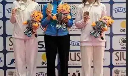 शानदार प्रदर्शन! अनुष्का का दूसरा गोल्ड और एड्रियन का सिल्वर पदक जूनियर विश्व कप में