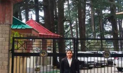 घर से तैयारी करके बनाया कमाल! हरियाणा की बेटी प्रिया लाखवान बनी हिमाचल की नई न्यायाधीश