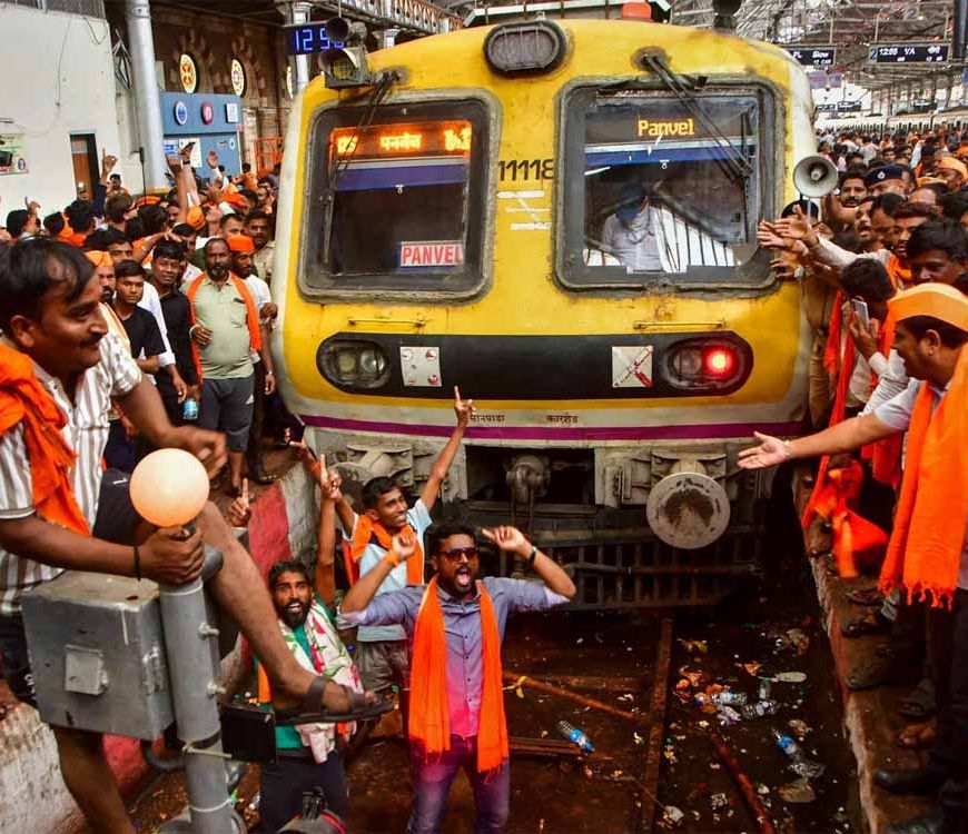 मराठा आंदोलन पर बॉम्बे हाई कोर्ट सख्त, फडणवीस सरकार से भी किए सवाल