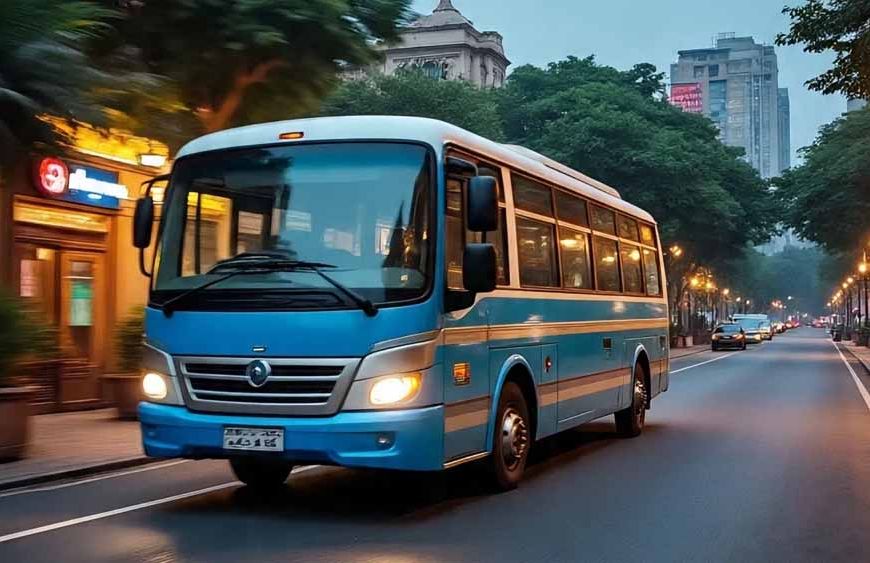 नोएडा-ग्रेनो को मिली 10 मिनी बसों की सौगात, 2 करोड़ लोगों को होगा फायदा