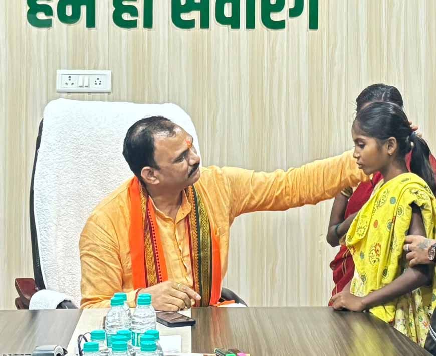 रायपुर : 'पापा, मैं ठीक हो जाऊंगी ना?' – दिल की बीमारी से जूझ रही मासूम शांभवी गुरला का सवाल