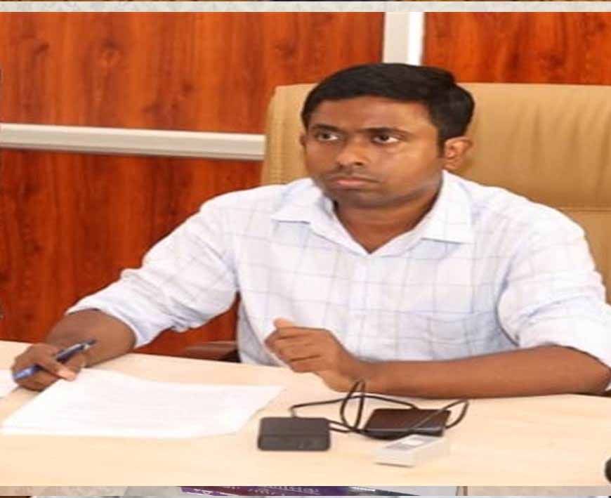 एमसीबी : जनदर्शन के आवेदनों को समय-सीमा पर करें निराकरण...कलेक्टर