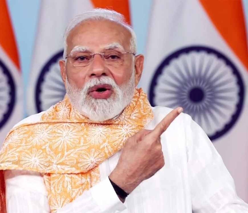 छठी मैया से माफी मांगे कांग्रेस-आरजेडी, मां की गाली पर इमोशनल हुए PM मोदी