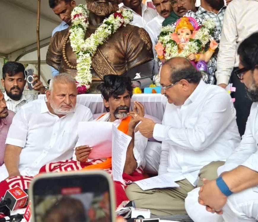 हम जीत गए: मनोज जरांगे ने आंदोलन खत्म करने का किया ऐलान, रखी एक शर्त