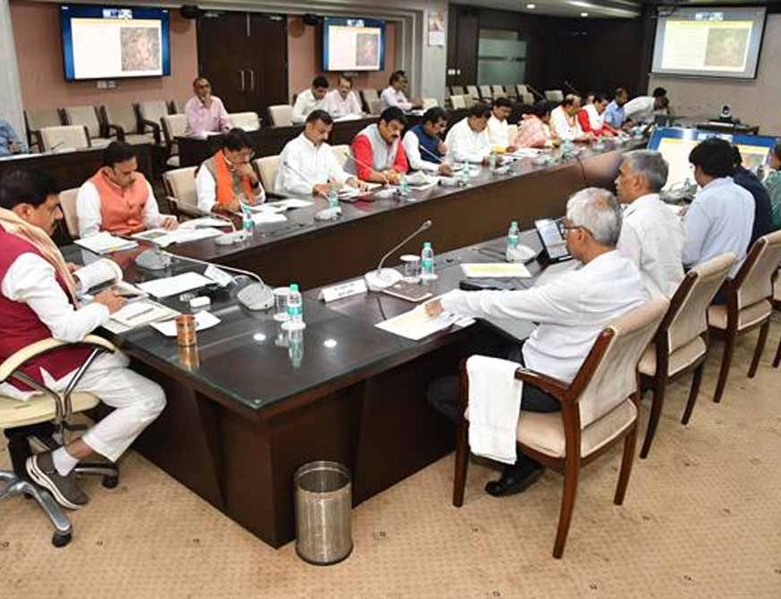 सिंहस्थ से जुड़े सभी निर्माण कार्य दिसम्बर 2027 तक अनिवार्यत: करें पूर्ण : मुख्यमंत्री डॉ. यादव