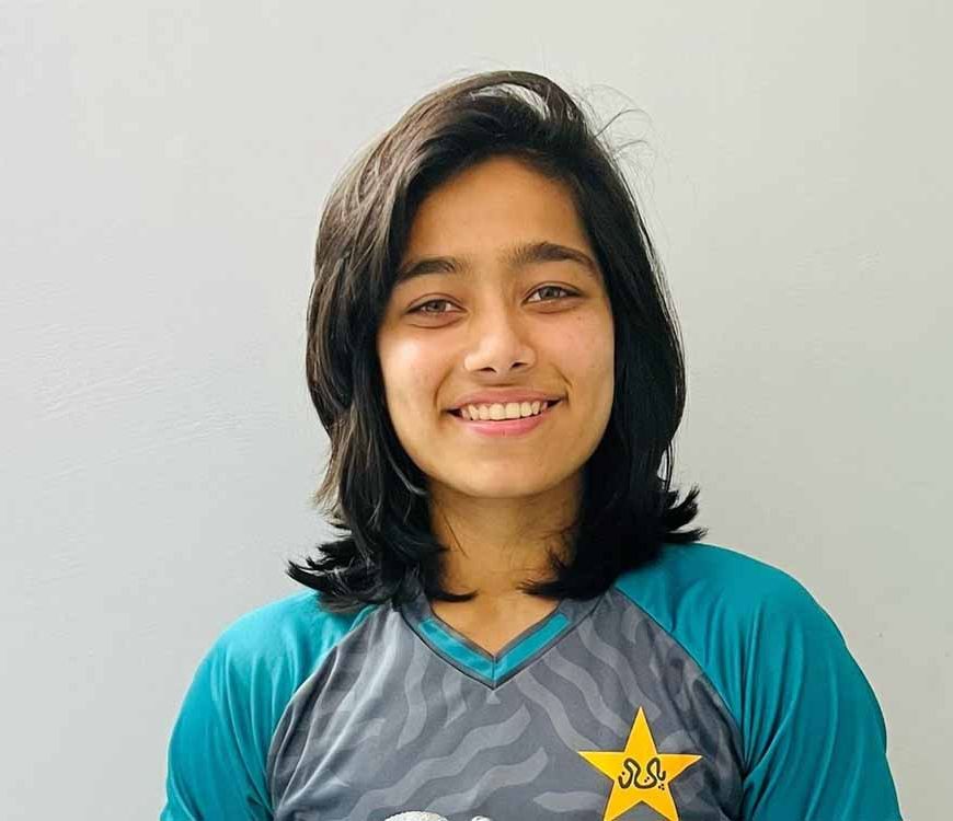 धोनी से सीखना चाहती हैं पाक कप्तान फातिमा सना, बनना चाहती हैं ‘कैप्टन कूल’