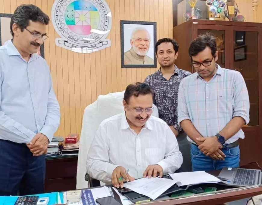 रायपुर एनआईटी-एफआईई को राष्ट्रीय इन्क्यूबेटर पुरस्कार