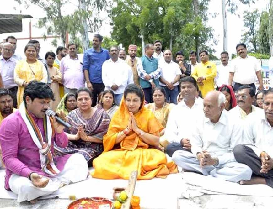 राज्यमंत्री कृष्णा गौर ने 13 करोड़ से अधिक लागत के निर्माण कार्यों का किया भूमिपूजन