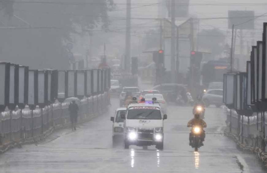 इंदौर में लगातार बारिश, अगले तीन दिन मौसम इसी तरह रहेगा