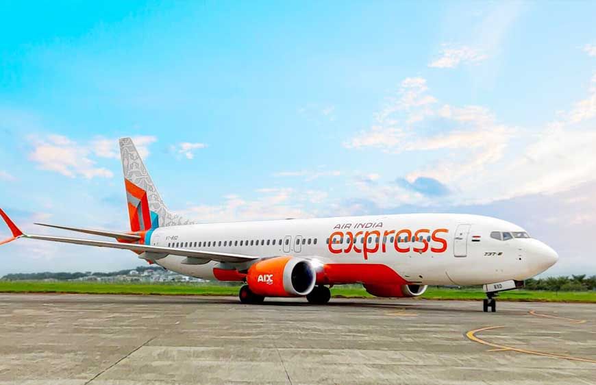 एयर इंडिया एक्सप्रेस की इंदौर में इमरजेंसी लैंडिंग, 161 यात्रियों की सांसें थमीं