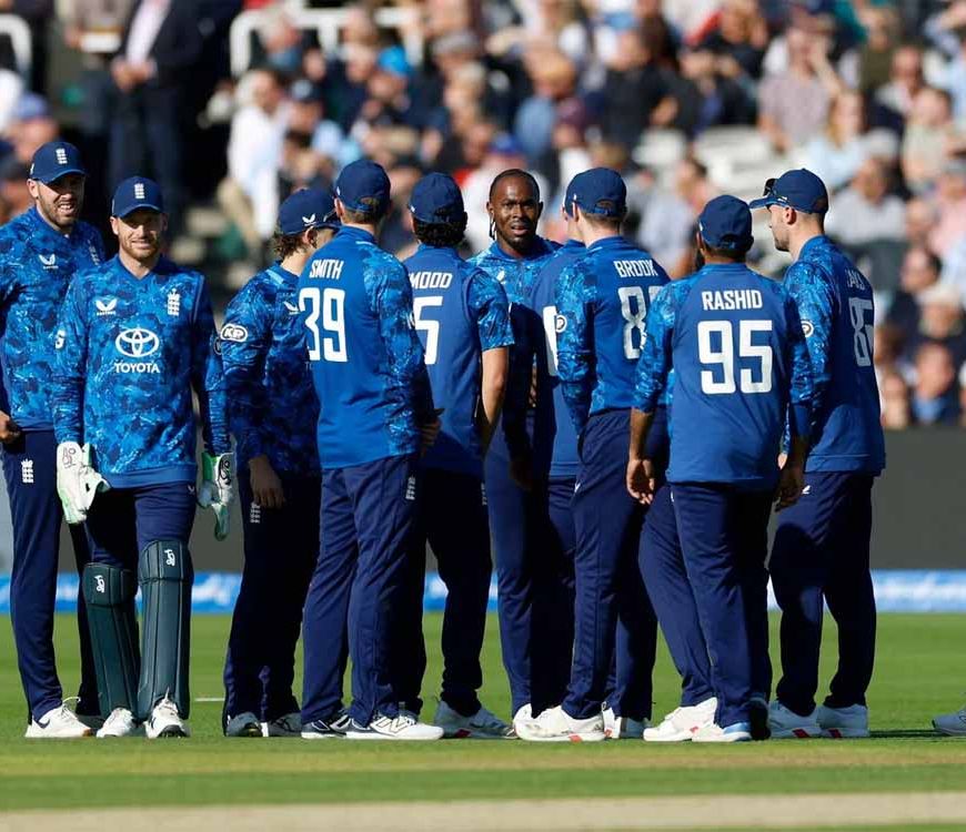 इंग्लैंड की वनडे टीम का संकट: 2023 विश्व कप के बाद 5वीं सीरीज भी गंवाई