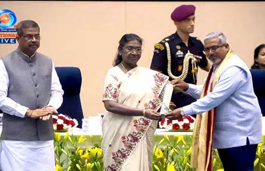 कौशल विकास एवं रोजगार राज्य मंत्री टेटवाल ने राष्ट्रीय शिक्षक पुरस्कार मिलने पर मालवीय को बधाई और शुभकामनाएं दीं