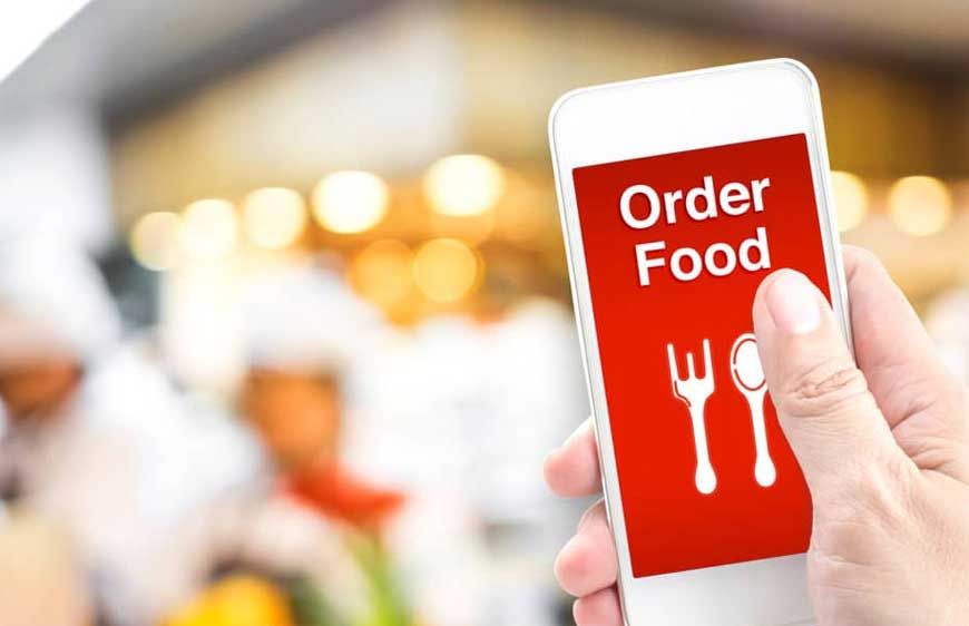 ऑनलाइन फूड महंगा होने वाला, डिलीवरी कर्मचारियों की इनकम पर पड़ेगा असर