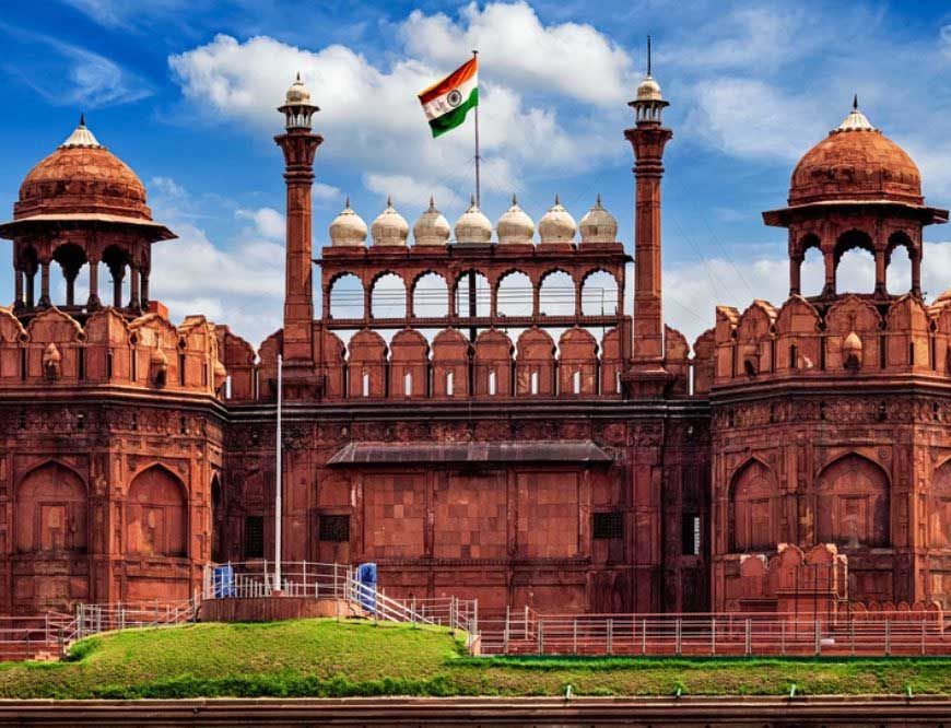 लाल किले से 1 करोड़ का सोने-हीरे जड़ा कलश चोरी, धार्मिक कार्यक्रम में चोरों का बड़ा खेल