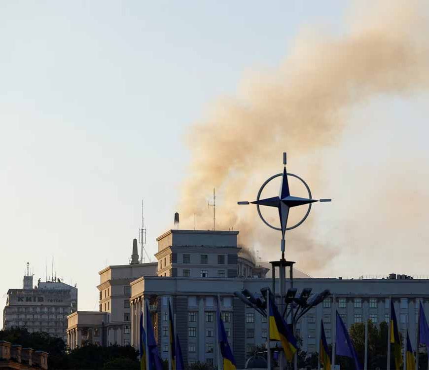 रूस का कहर: ताबड़तोड़ हमलों से कांपा कीव, सरकारी इमारतें मलबे में तब्दील