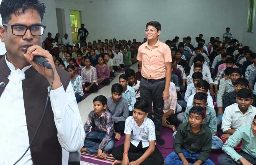 रायपुर : प्रयास आवासीय विद्यालय को मॉडल स्कूल बनाने के लिए करे कार्य: वित्त मंत्री ओ.पी. चैधरी