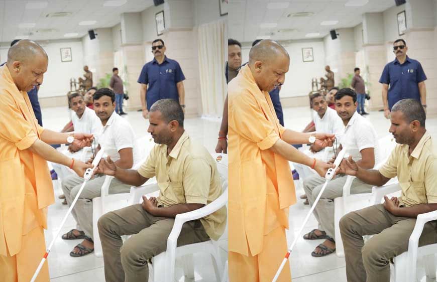 आमजन से व्यवहार ठीक रखें जनसेवक, दुर्व्यवहार बर्दाश्त नहीं: मुख्यमंत्री योगी