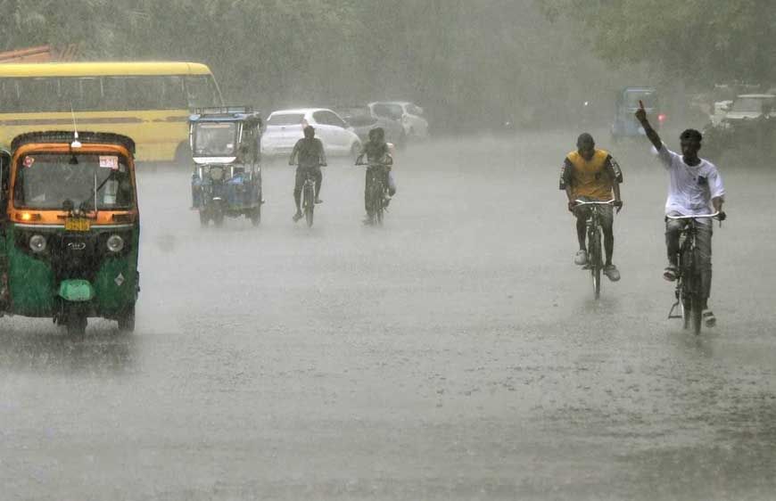 मध्य प्रदेश के 17 जिलों में आज हो सकती है बारिश, बादल धीरे-धीरे छंटेंगे, भोपाल-ग्वालियर समेत 30 जिलों में कोटा पूरा