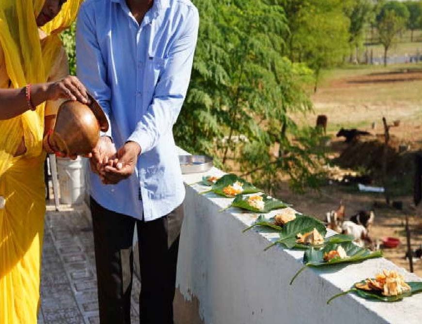 पितृपक्ष में ये चीजें न खरीदें, वरना लग सकता है पितृ दोष!