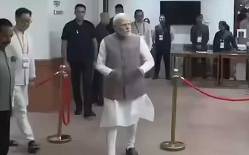 उपराष्ट्रपति चुनाव: NDA उम्मीदवार को 427 से ज्यादा सांसदों का समर्थन, वोटिंग शुरू – PM मोदी ने डाला पहला वोट