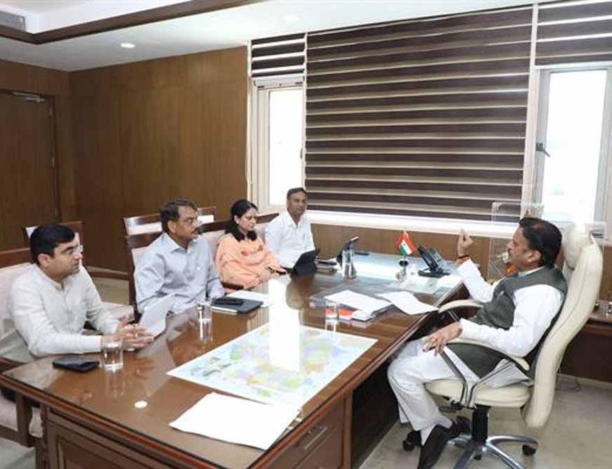 प्रधानमंत्री मोदी के धार आगमन पर स्वास्थ्य गतिविधियों की तैयारी की उप मुख्यमंत्री शुक्ल ने की समीक्षा