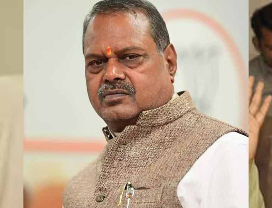 दत्तक पुत्र की भांति वृद्धजनों को अडाप्ट करने पर फोकस किया जाए : मंत्री कुशवाह